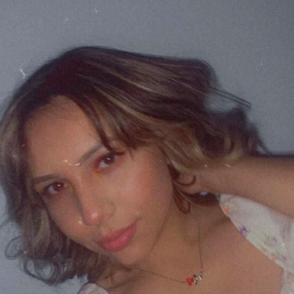 Meet your Posher, Stephanie